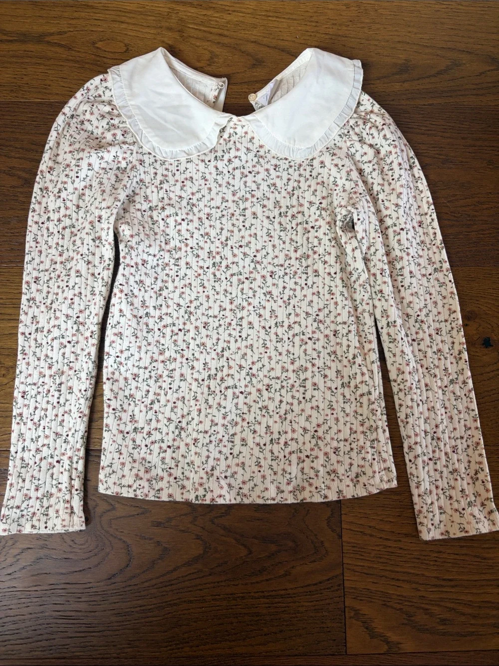 Ditsy Floral Top with Collar